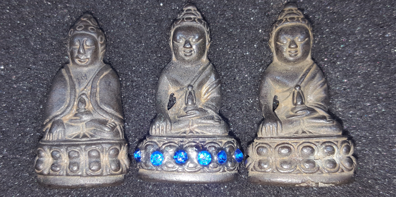Phra Kring (rattling cast Buddha) — พระกริ่งปวเรศ Phra Kring Pawaret
