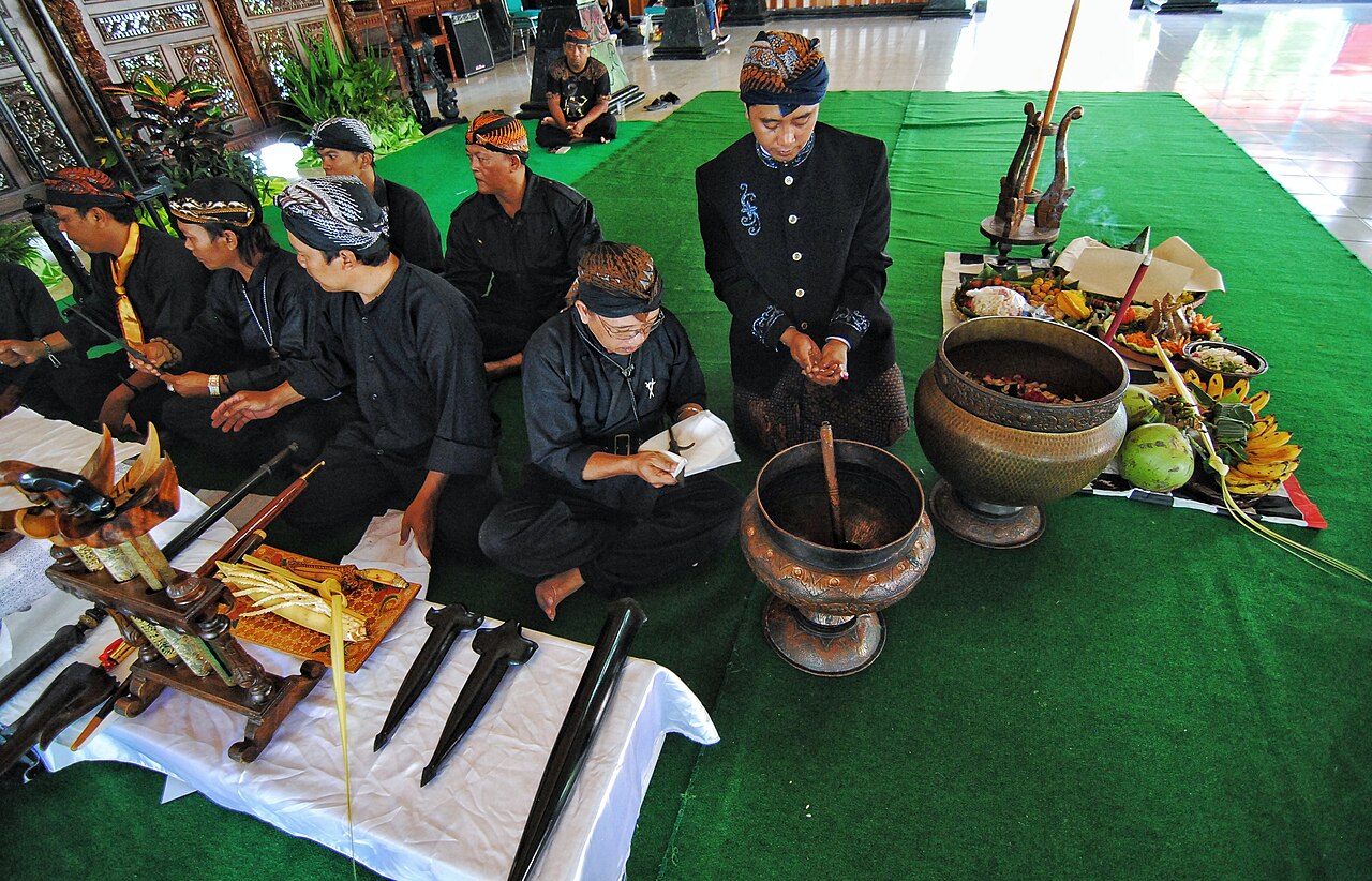 Keris / kris (the heirloom dagger) — Jamasan Pusaka is a hereditary ritual from the ancestors.  Jamasan Pusaka is a ritual of purifying or cleaning inherited