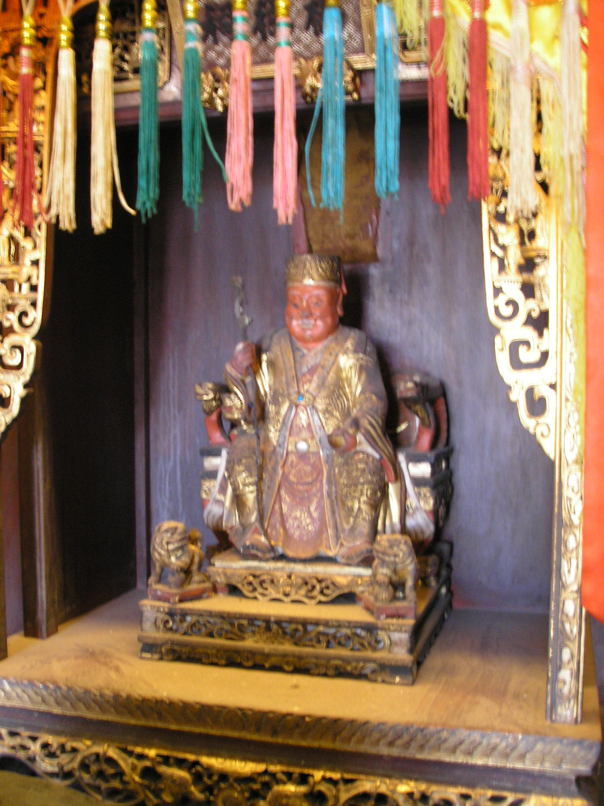 Tua Pek Kong medallion — Image of an altar at the Leong San Tong Khoo Kongsi (also known as Khoo Kongsi Temple) in George Town, Penang.