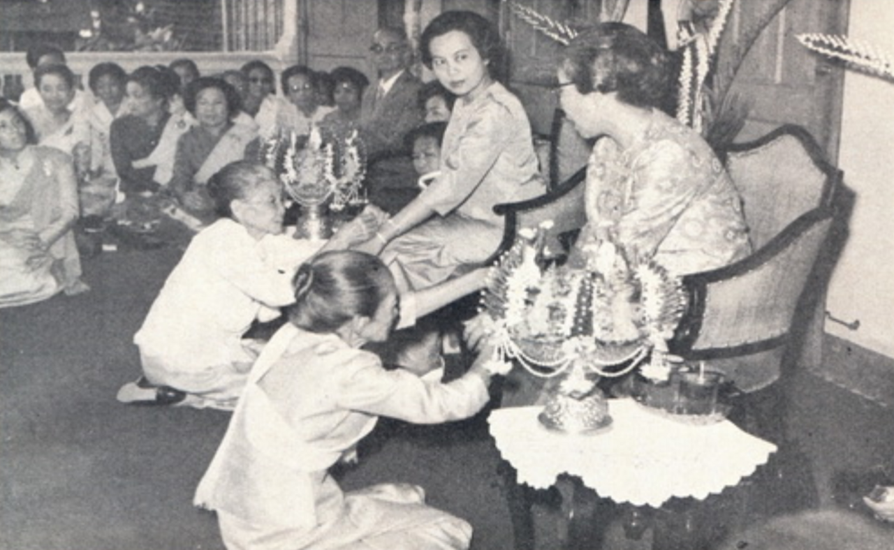 Sai sin (blessed cotton thread) — The Wrist-Tying and Blessing Ceremony for Princess Bejaratana and Suvadhana at Wongtawan's Residence.