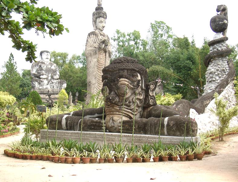 Phra Rahu (the eclipse-swallower) — Sculpture in en:Sala Keoku near Nong Khai, northeastern Thailand