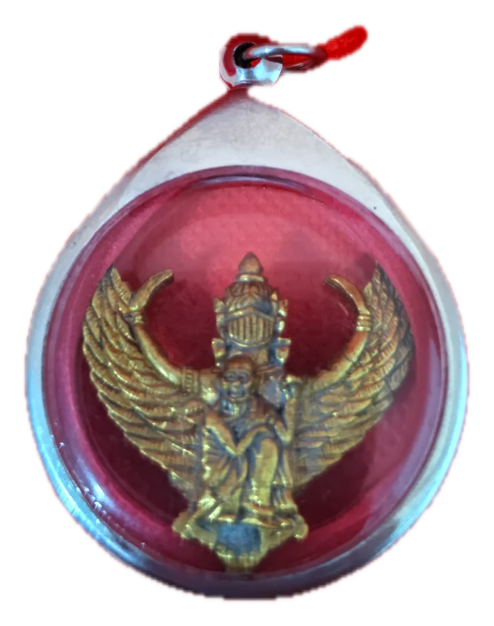 พญาครุฑ ตลับกลม · Garuda in a round case