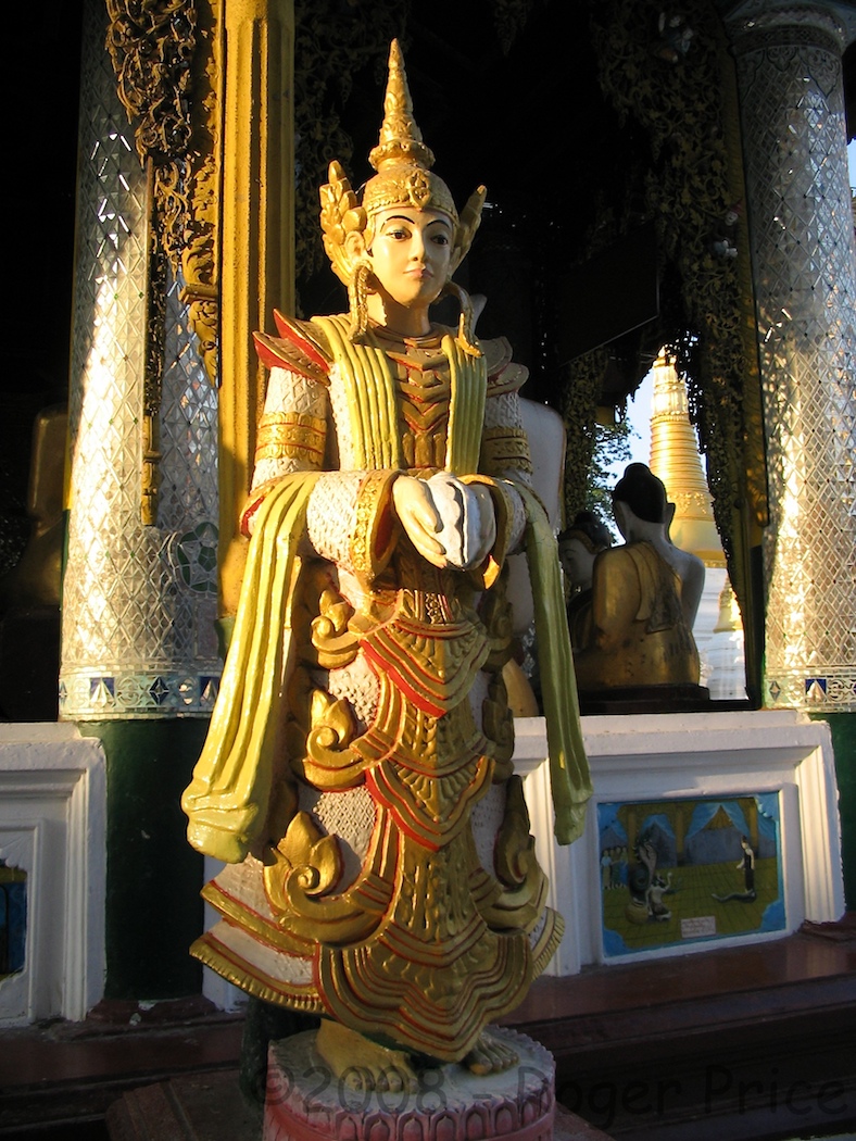 Nat figure (Burmese spirit-deity) — Statue of Thagyamin, Lord of the Nats at Shwedagon Pagoda, Yangon