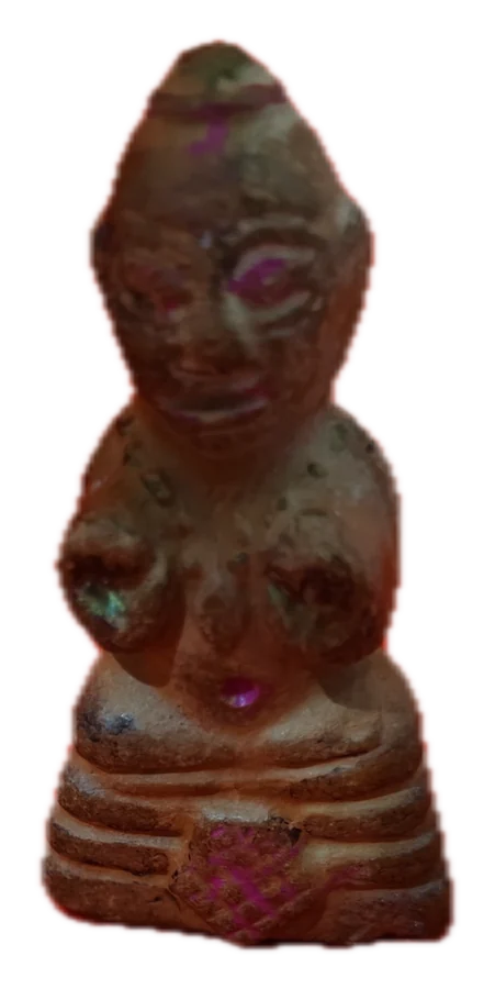 รูปนั่ง เนื้อดิน · Seated clay figure