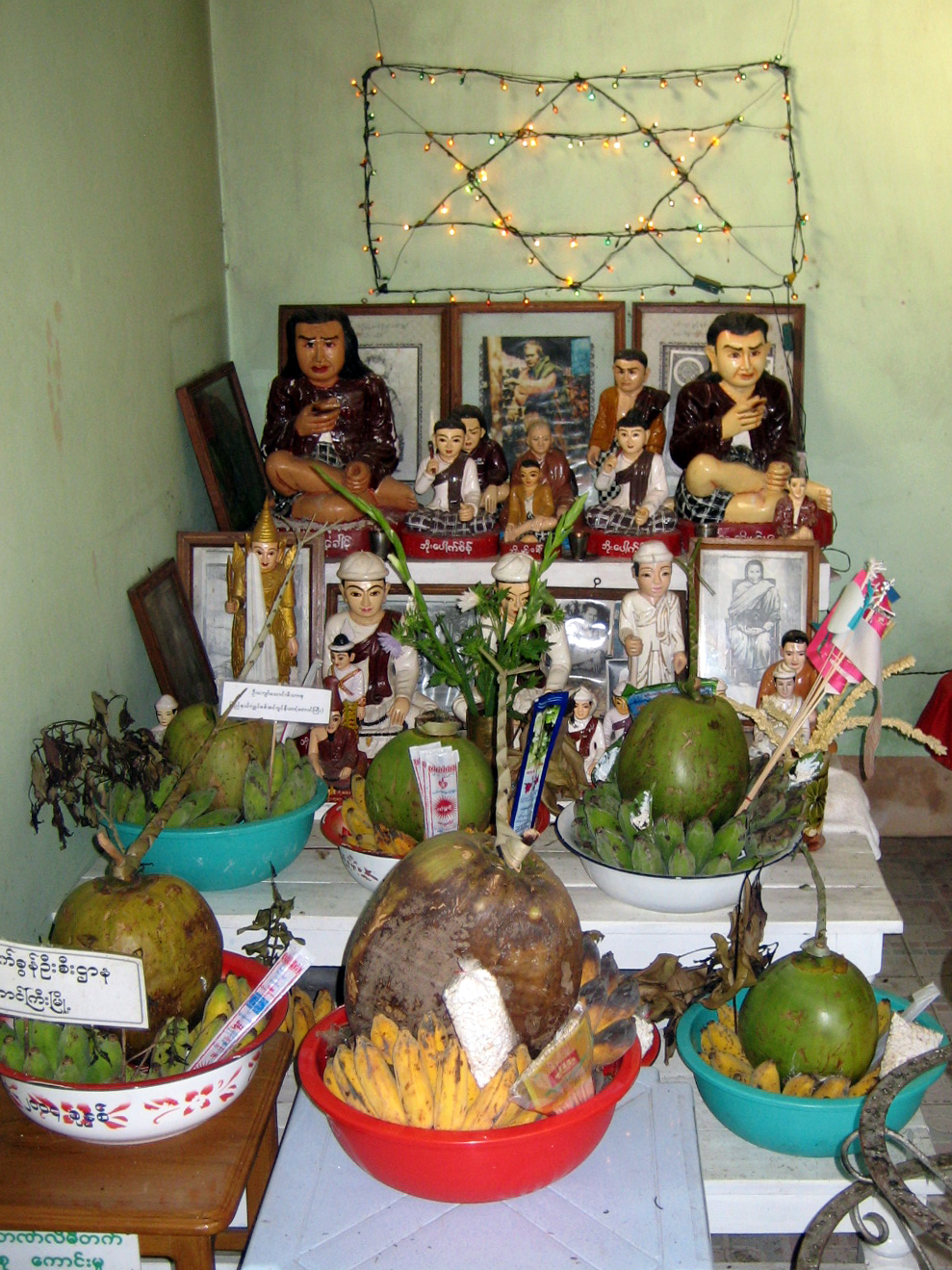 Dat-lone (weikza alchemical ball) — Weizzas (wizards) shrine at a pagoda in Taunggyi