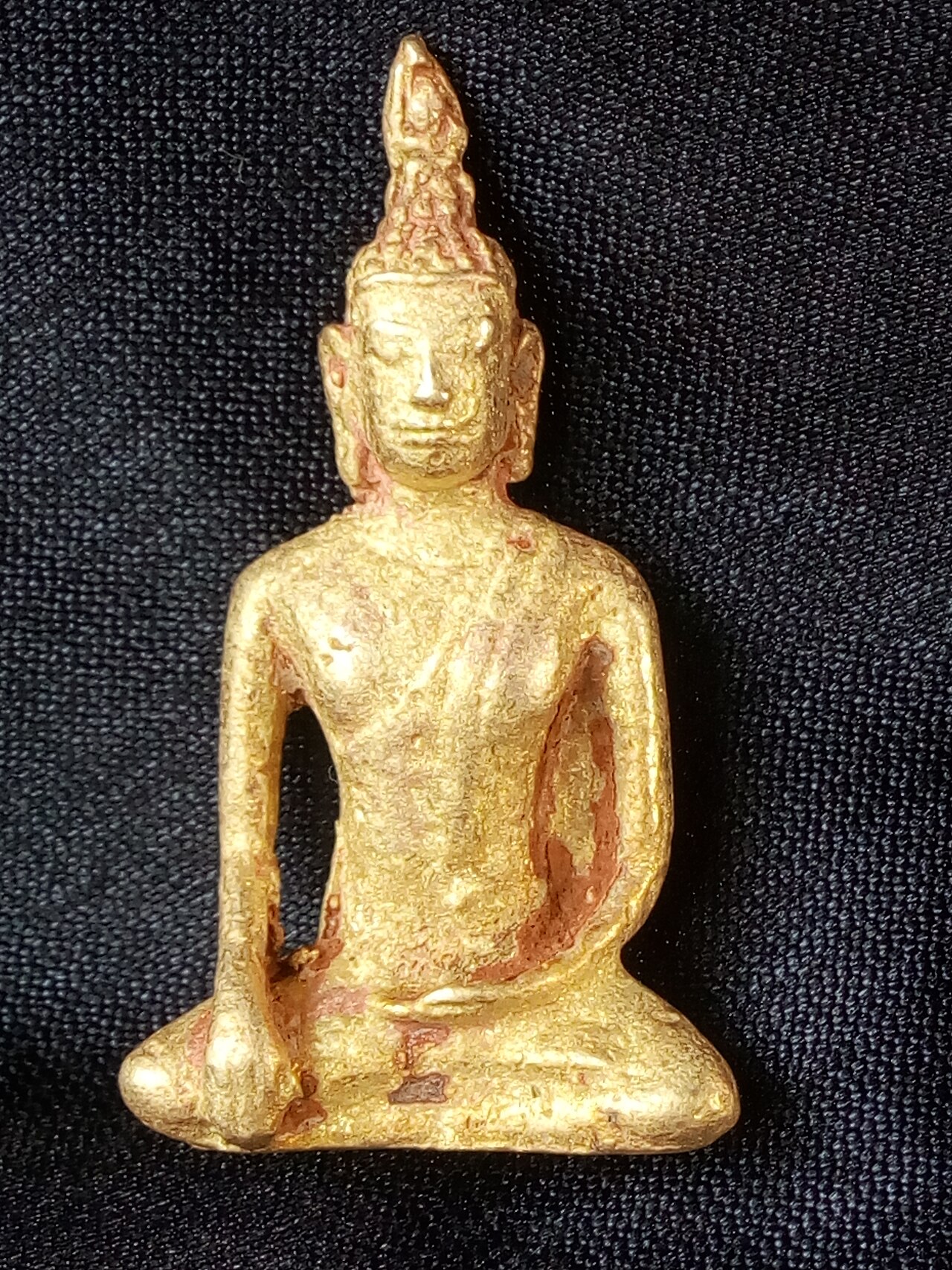 Chiang Saen (Lanna) bronze Buddha — ประวัติความเป็นมาของเมืองเชียงแสน มีบันทึกไว้ในตำนานพงศาวดารหลายฉบับหลายสำนวน แต่เนื้อเรื่องส่วนใหญ่จะเป็นเค้าโครงเดียวก