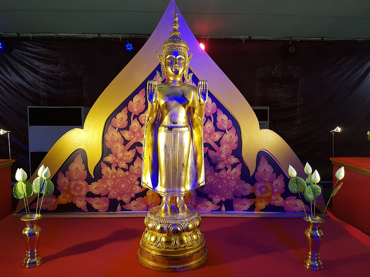 Phra Bang pendant (copies of the Lao palladium) — * Annual Vesak Event at Indoor Stadium Huamark in Bangkok, Thailand
Replica of the Phra Bang of Luang Prabang
