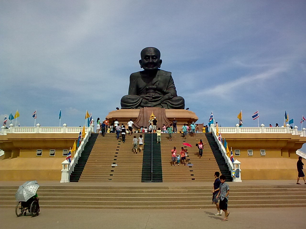 Luang Pu Thuat amulet — The biggest statue of Luang Pu Thuat (born 2125 BE (1582 CE), died 2225 BE (1682 CE)) at Wat Huai Mongkhon, Hua Hin, Pra