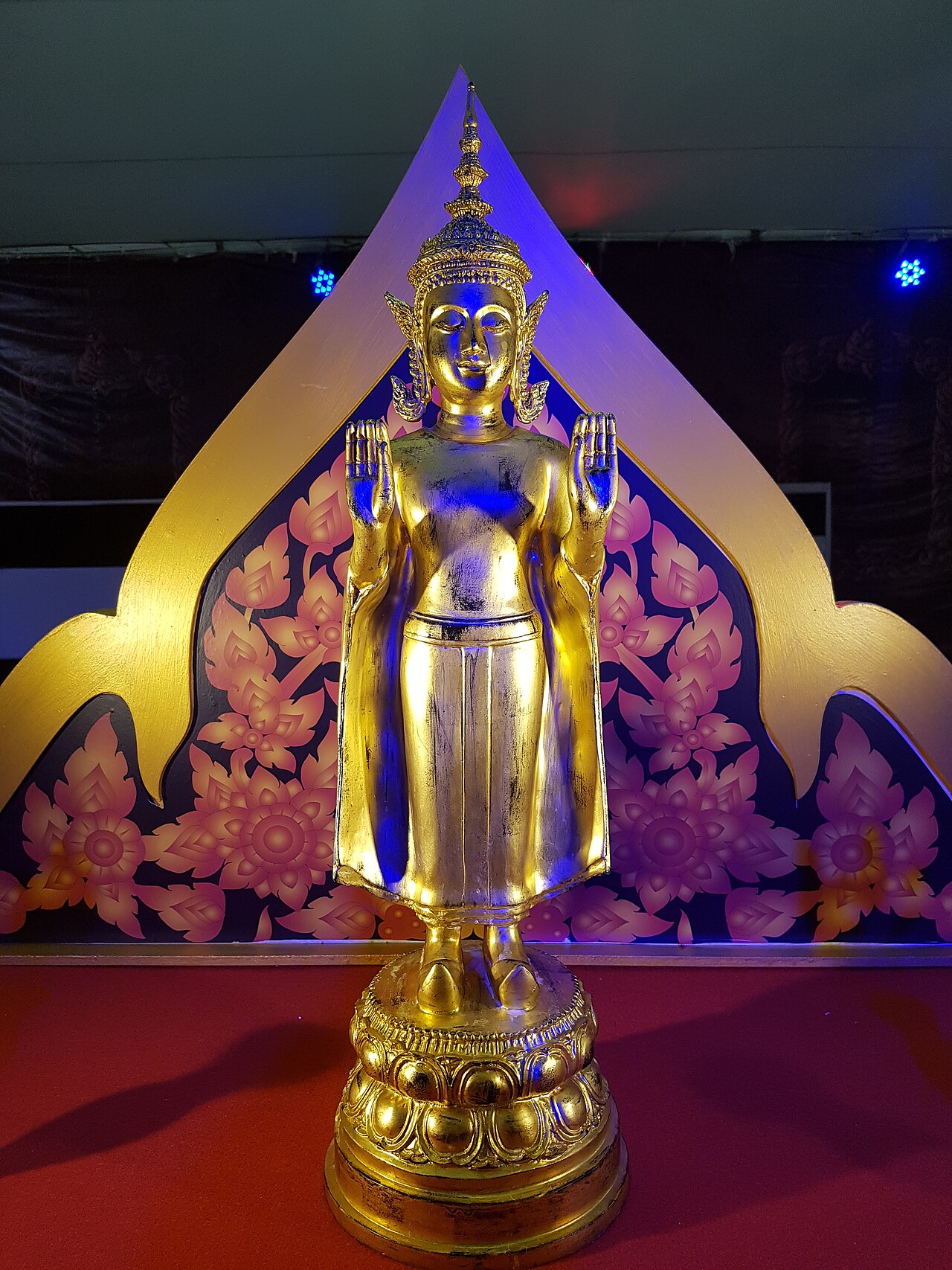 Phra Bang pendant (copies of the Lao palladium) — * Annual Vesak Event at Indoor Stadium Huamark in Bangkok, Thailand
Replica of the Phra Bang of Luang Prabang