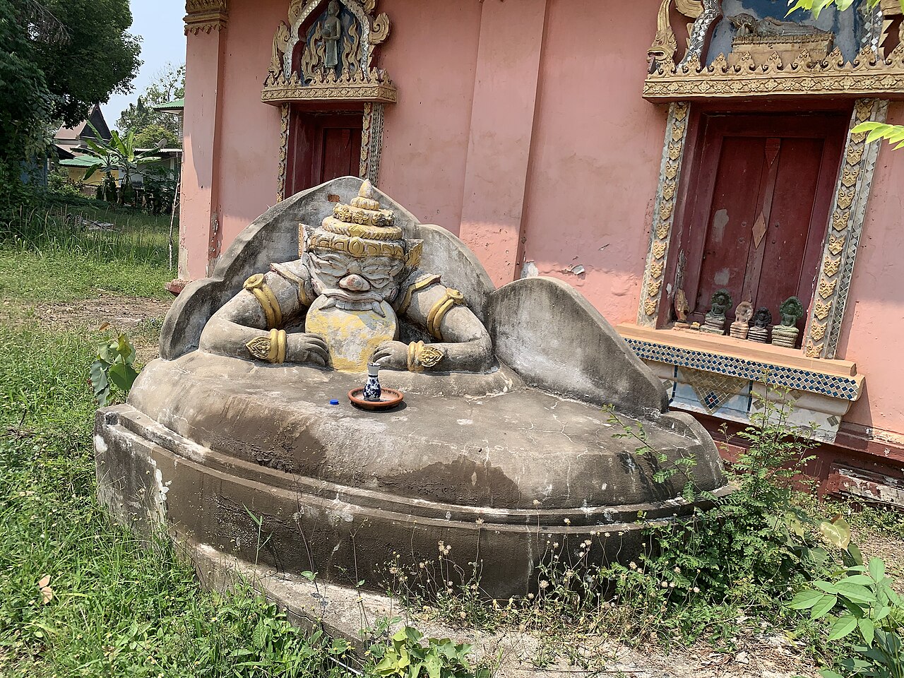 Phra Rahu (the eclipse-swallower) — Wat Ta Pa Khao Hai