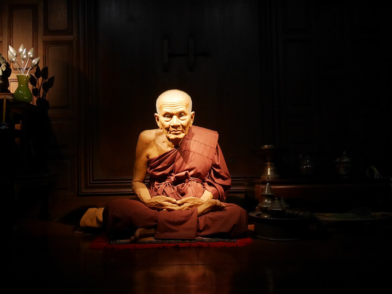 Luang Pu Thuat amulet