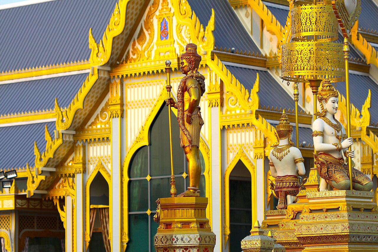 Thao Wessuwan (guardian-king of the yaksha) — Royal Crematorium King Rama9 of Thailand.
