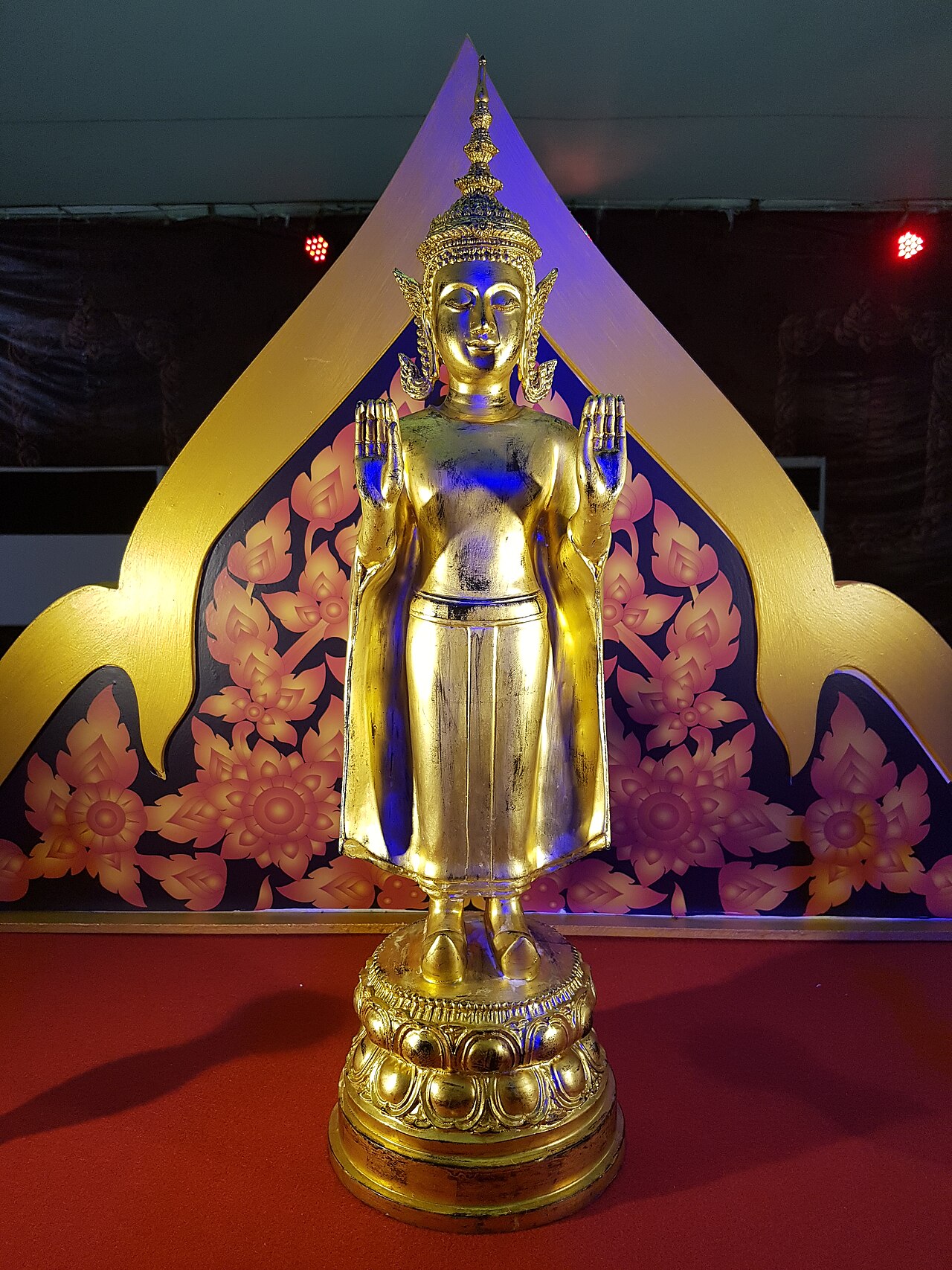 Phra Bang pendant (copies of the Lao palladium) — * Annual Vesak Event at Indoor Stadium Huamark in Bangkok, Thailand
Replica of the Phra Bang of Luang Prabang