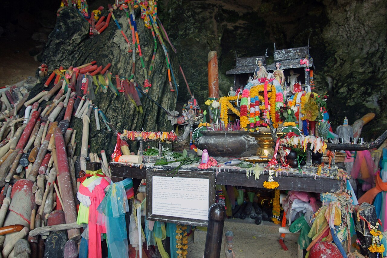 Palad khik (phallic waist charm) — Phallus symbols in Phra Nang beach, Krabi, Thailand.
